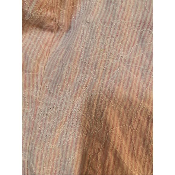 Flax Linen Seersucker Floral Button Down Shirt in Size Small - Picture 3 of 3